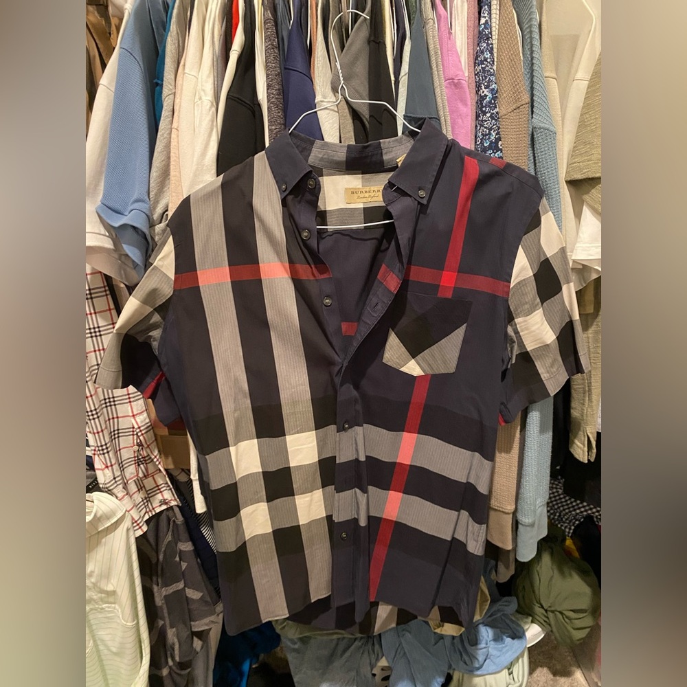 Men’s Burberry Navy plaid short sleeve button down shirt size XL